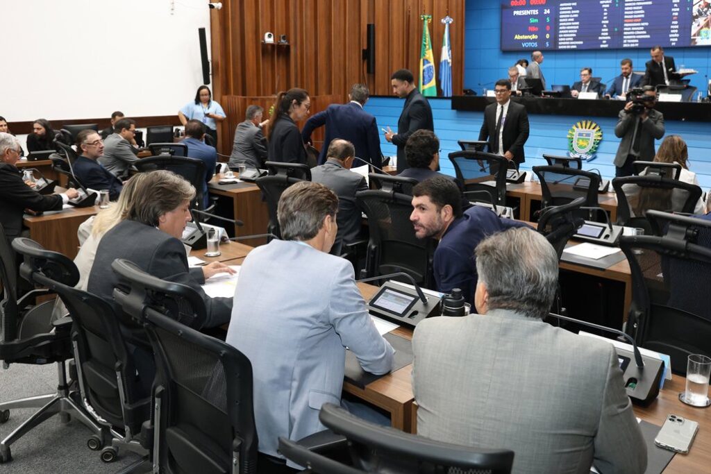 ALMS: deputados votam redação final de obrigatoriedade de informações em conta de energia solar