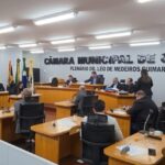 Jogo do Brasil altera horário de expediente e sessão da Câmara Municipal é transferida para terça