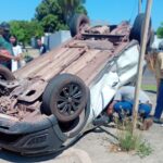 Vídeo: Outro carro capota em Corumbá em menos de 24h