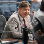 Articulação de Paulo Duarte garante avanço para construção de casas populares em Corumbá